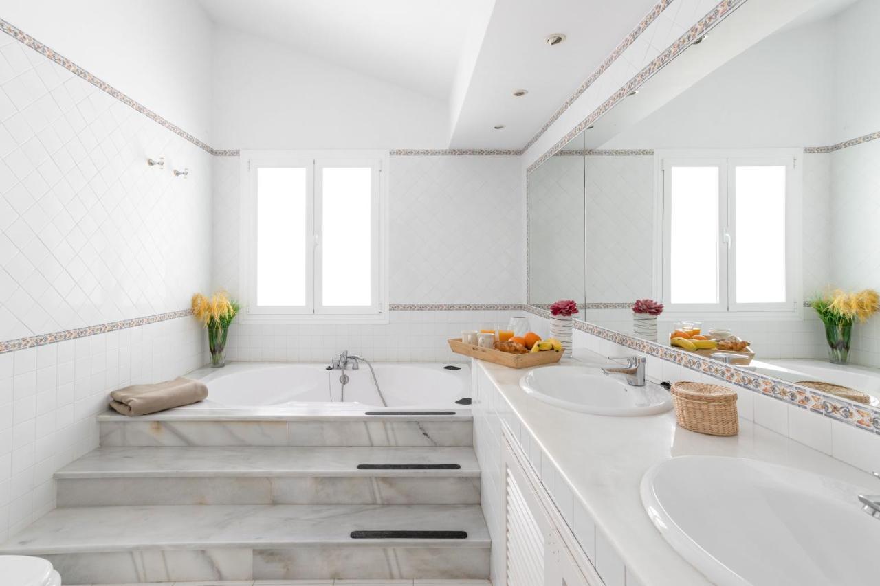 243-Fully Renovated-Puerto Banus Marbella Front Line Penthouse Apartment Bagian luar foto