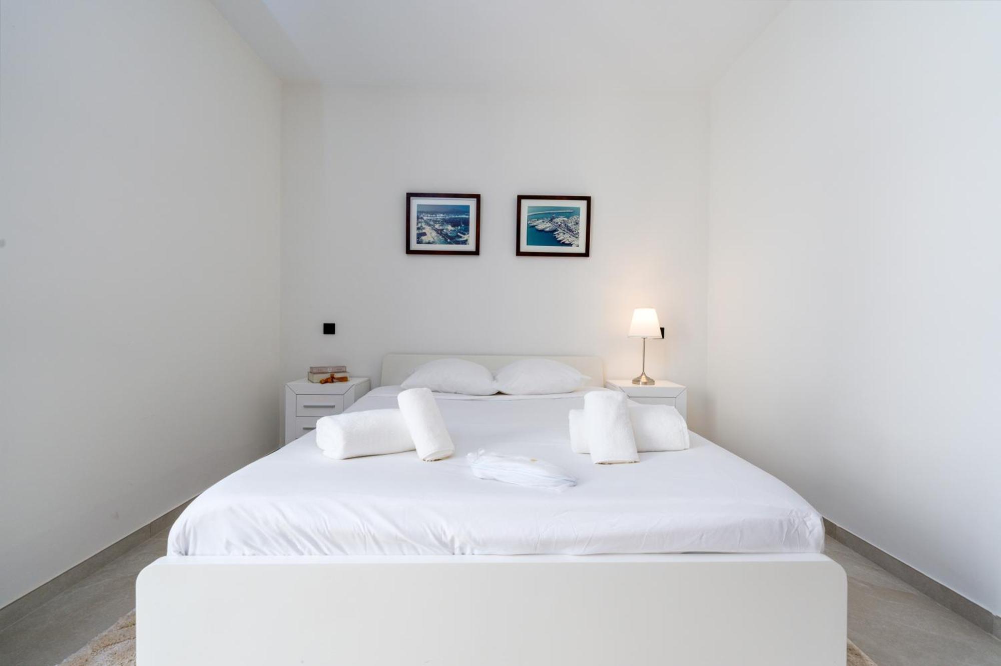 243-Fully Renovated-Puerto Banus Marbella Front Line Penthouse Apartment Bagian luar foto