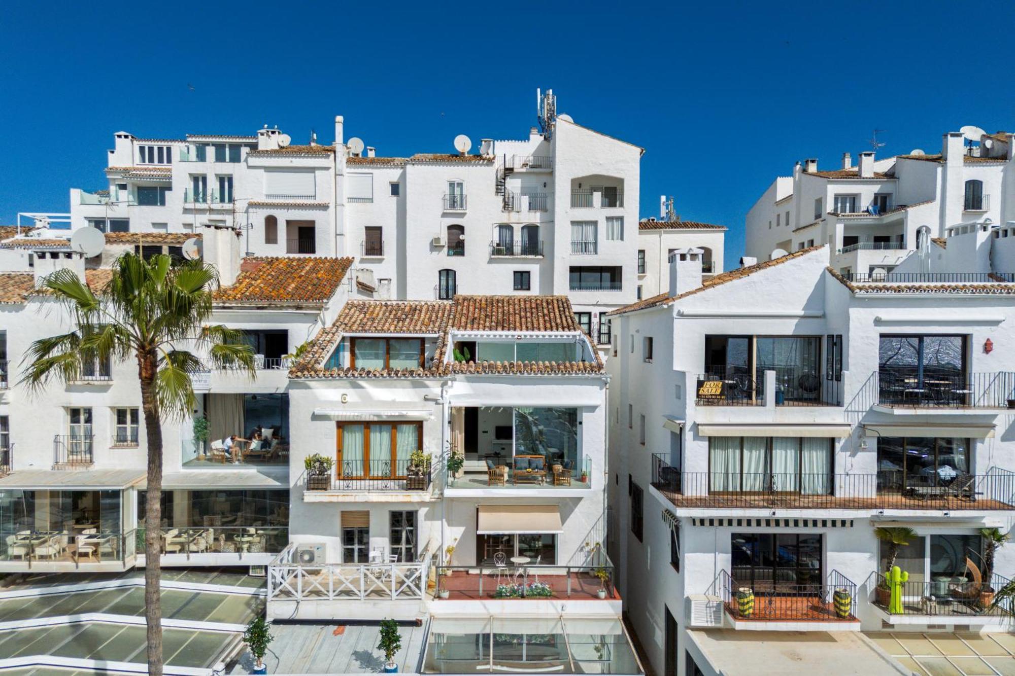 243-Fully Renovated-Puerto Banus Marbella Front Line Penthouse Apartment Bagian luar foto