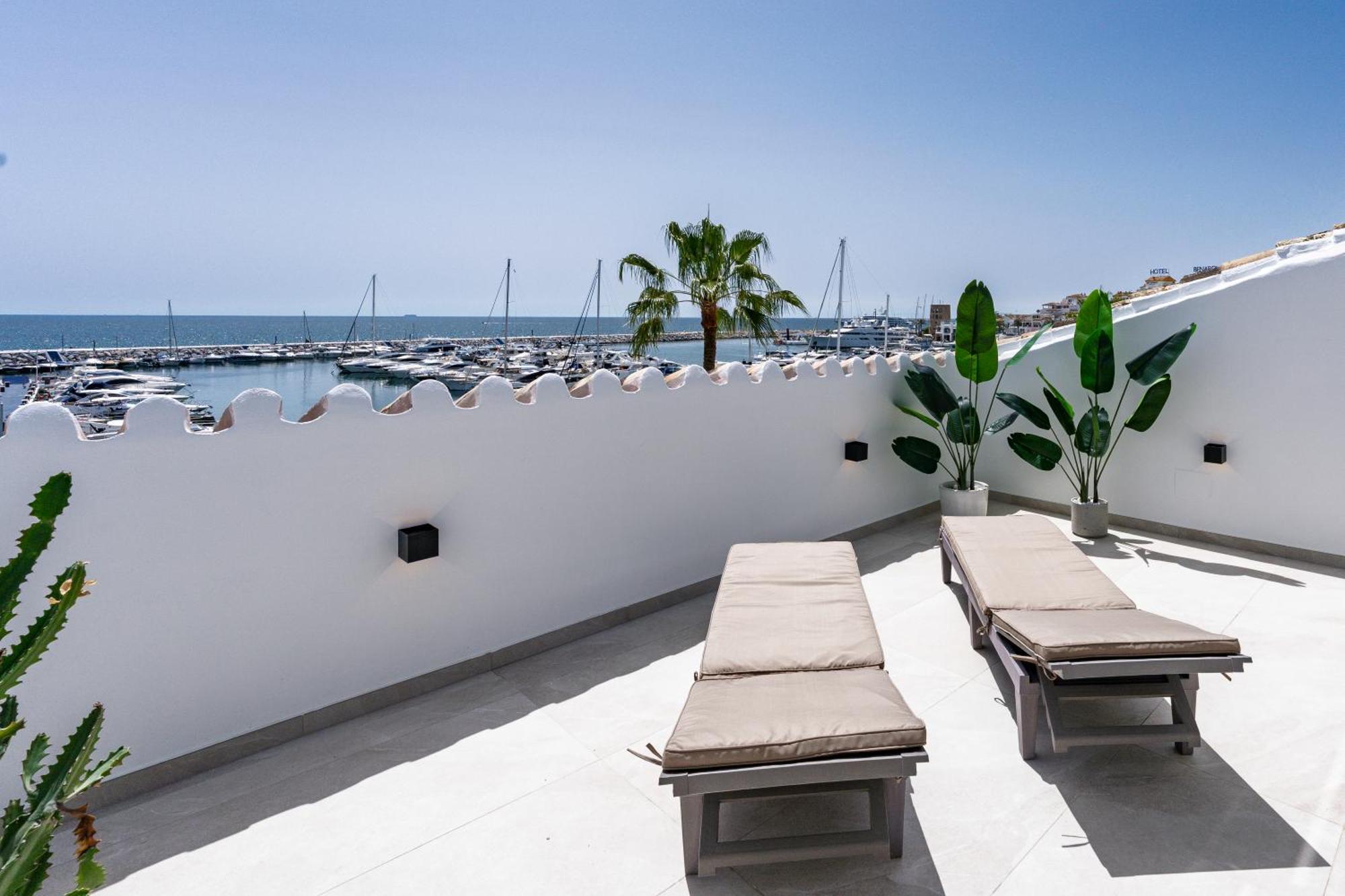243-Fully Renovated-Puerto Banus Marbella Front Line Penthouse Apartment Bagian luar foto