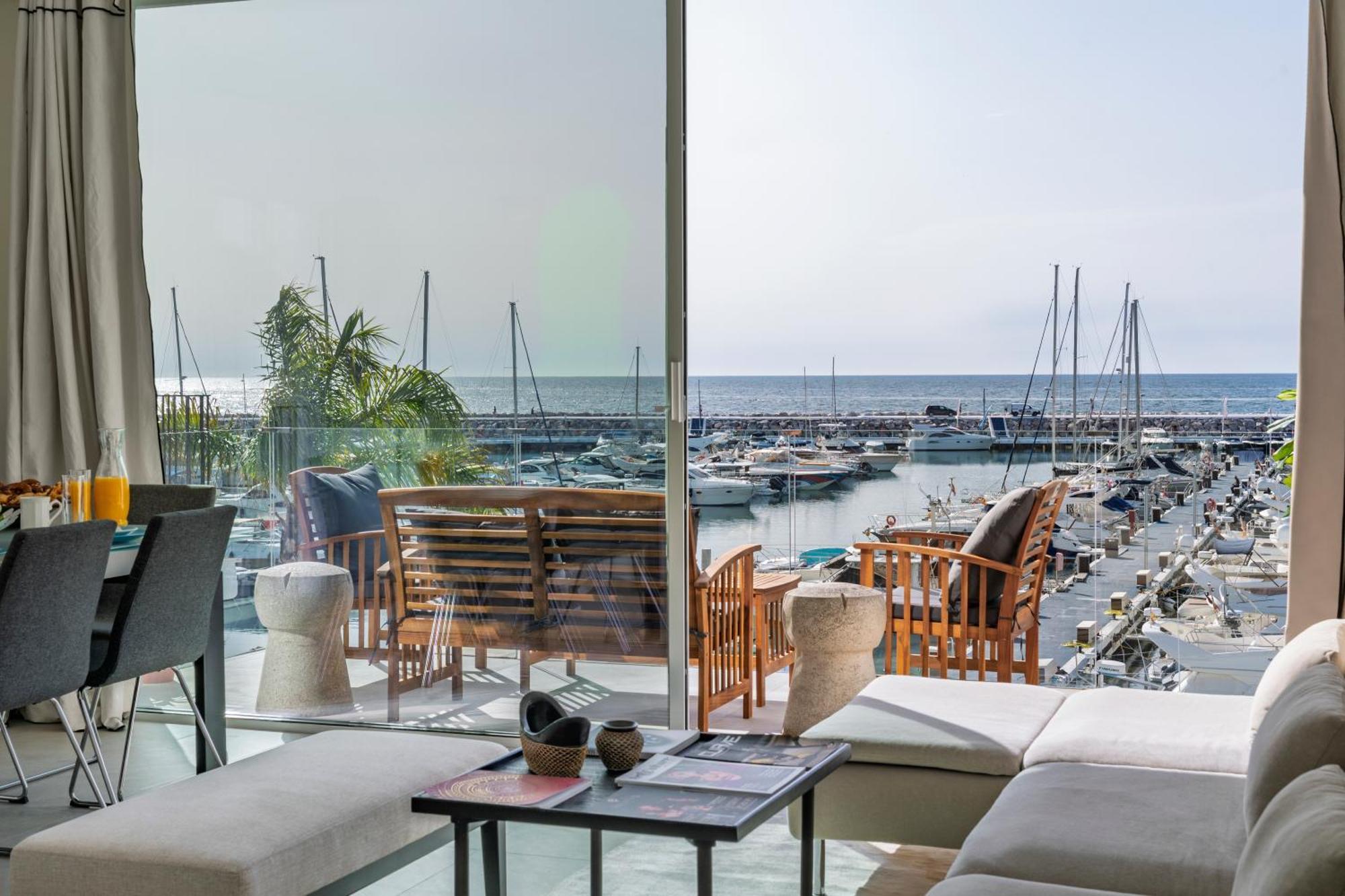243-Fully Renovated-Puerto Banus Marbella Front Line Penthouse Apartment Bagian luar foto